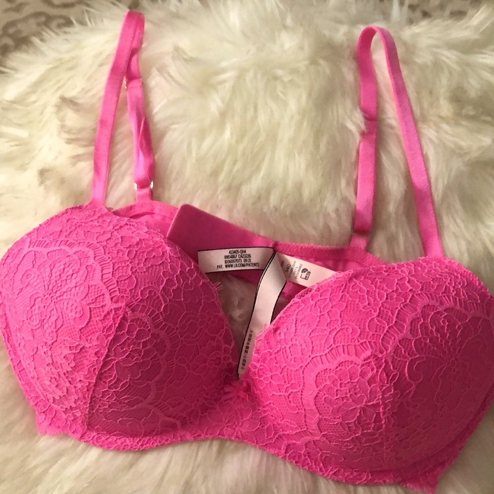 Gently Used Victoria's Secret Wireless Bra 34C